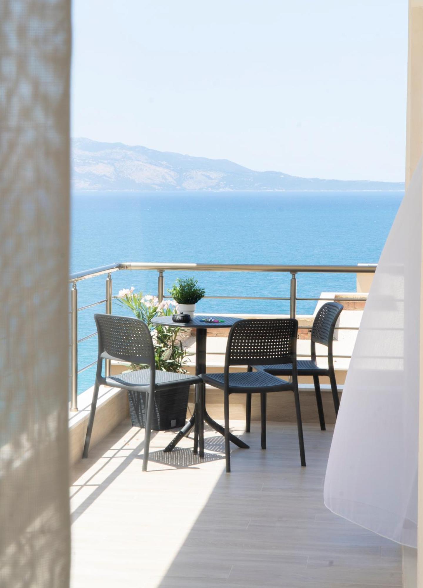 Mateo Apartments Sarandë Exterior foto